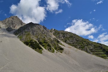 Felsige Berglandschaft