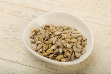 Peeled sunflower seeds