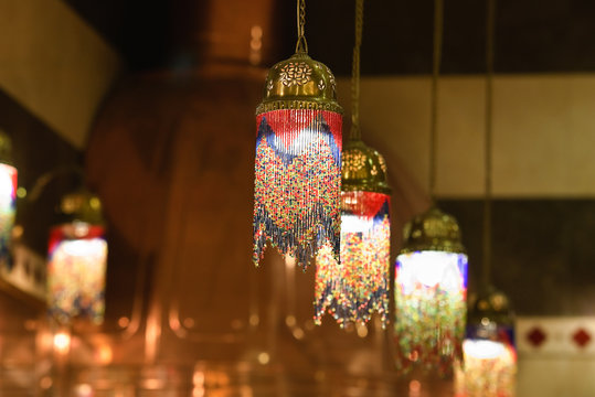 The hanging lamps in the middle East style decoration hanging bead strands