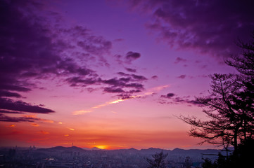 Fototapeta premium South Korea, sunset in beautiful Seoul.