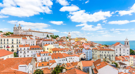 Fototapeta na wymiar View at the Alfama district from Portas do Sol in Lisbon ,Portugal