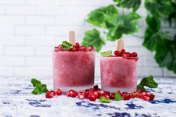 Frozen fruit popsicle