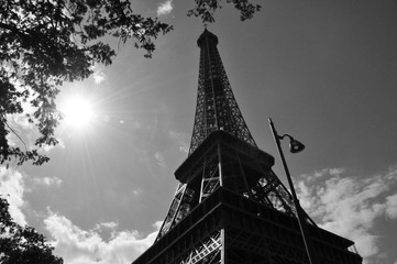 Eiffel tower in the sunshine