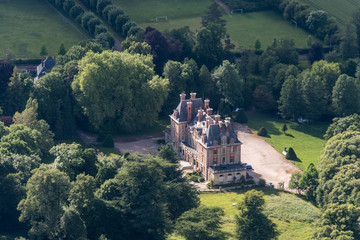 Vue aérienne du château de La Boissière dans les Yvelines en France