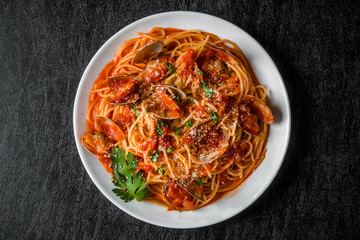 ボンゴレパスタ　Spaghetti with clam and tomato 