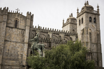 Fototapeta na wymiar Old castle in the city of Porto in Portugal.