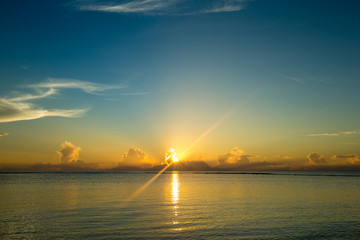 Obraz na płótnie Canvas Colorful Sunset In The Beach
