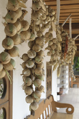 Drying onions
