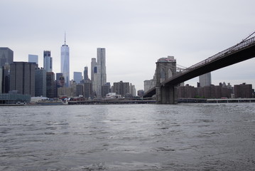 Naklejka premium New York City Skyline and Brooklyn Bridge