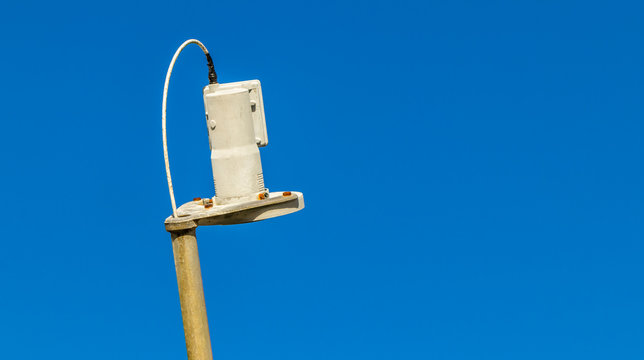 LNB de antena parab&oacute;lica.