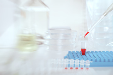 Liquid sample loading with automatic pipette, space