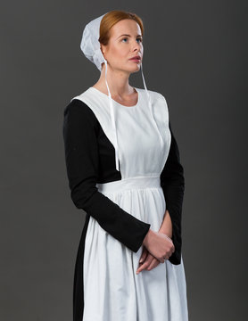 Amish woman