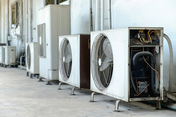 Air conditioner compressor