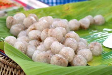 Steamed flour with pork