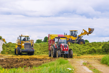 Agricultural machinery for harvesting silage