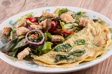 Mix Leaf Salad with omelet