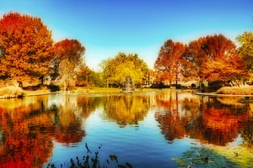 Papier Peint photo autocollant Automne Goodale Park, situé dans le quartier du village victorien de Columbus, Ohio, couvre 32 acres et est le plus ancien parc de la ville.