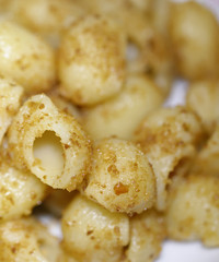 italian pasta called pipe rigate aglio olio