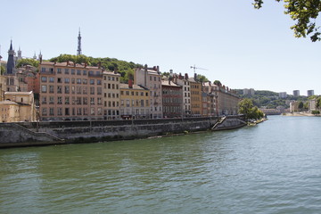 Fototapeta na wymiar Quai de la Saône à Lyon
