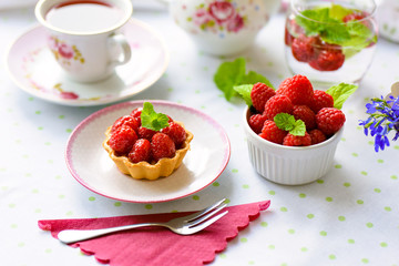 Mini tart with raspberries fruits