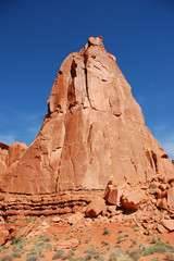 Fototapeta na wymiar red rock mountain cliff in southwest of USA