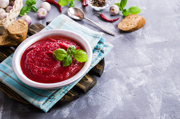 Beetroot soup with spices