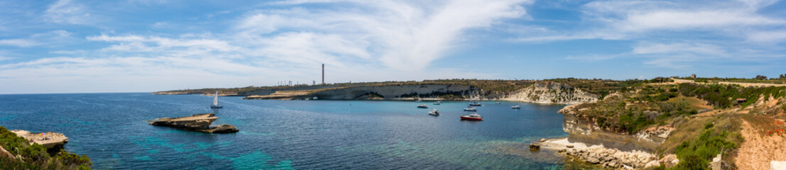 Fototapeta na wymiar Coast of western malta