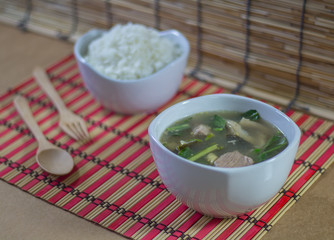 clear soup with pork, vegetable and rice
