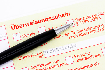 Obraz premium Überweisung zur Proktologie