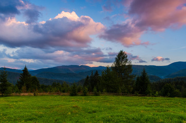 Fototapeta na wymiar Ukrainian carpathian mountains landscape during the sunset
