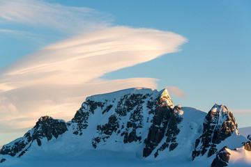 Icebergs, glaciers and mountains along the Antarctic Peninsula.
