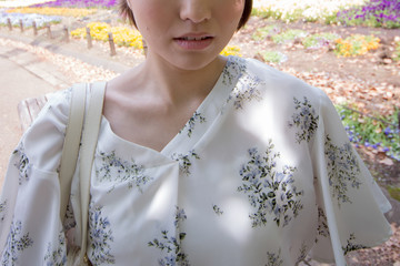 笑顔が素敵な日本女性