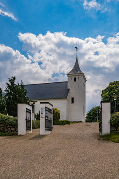 Church in Denmark V&aelig;r Kirke
