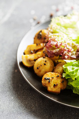 Baked champignons with curcuma and cumin