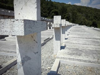 Polski cmentarz na Monte Cassino - obrazy, fototapety, plakaty