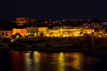 Fototapeta na wymiar Valletta by Night