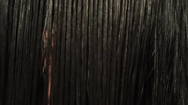 Dark hair comb close fit