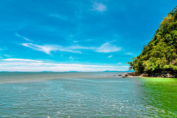 Obraz premium Beautiful panorama of seascape with blue sky at daylight in thailand,High season