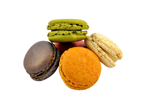 Pile de macarons fran&ccedil;ais tr&egrave;s color&eacute;s