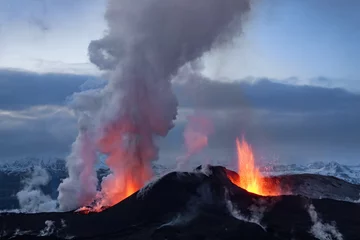 Crédence de cuisine en verre imprimé Volcan Éruption volcanique