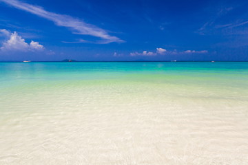 Fototapeta na wymiar Thailand. Sea background. White sand