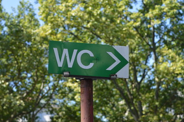 wc toilette öffentlich 