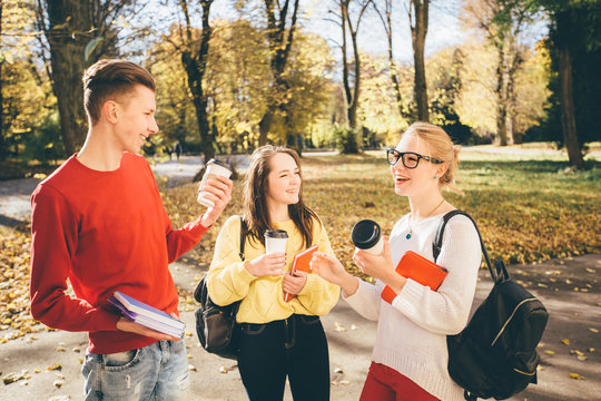 Freshman Images – Browse 81,012 Stock Photos, Vectors, and Video ...