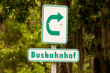 Schild 273 - Busbahnhof