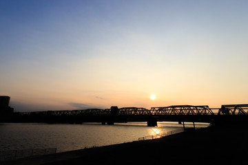 Fototapeta na wymiar 夕焼け橋