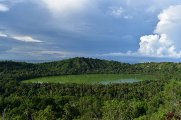 Fototapeta na wymiar Lac Dziani à Mayotte