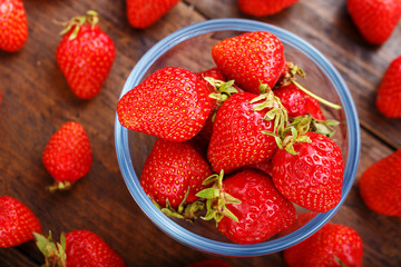 Ripe juicy strawberries