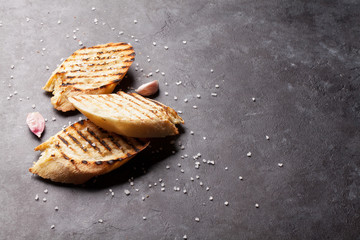 Toast bread with salt and garlic