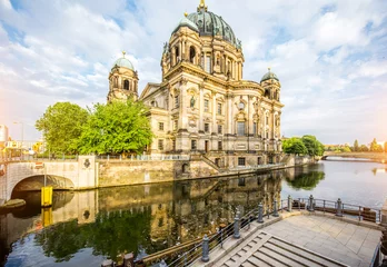 Deurstickers View on the famous Dom cathedral on the museum island during the morning in Berlin city © rh2010