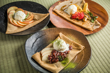 そば粉のクレープ　ガレット　 galette French food